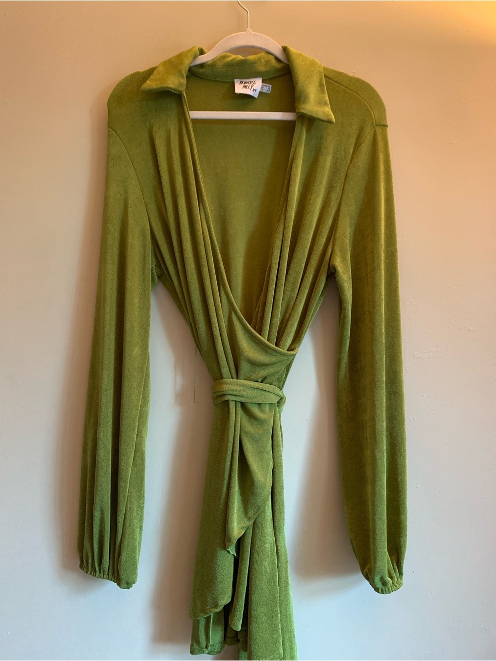 Princess Polly Olive Green Velvet Wrap Dress Formal Party Size 10 Outfit Summer